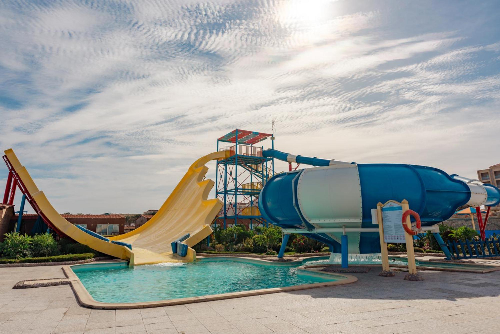 Sunrise Alora Aqua Park Resort 후르가다 외부 사진