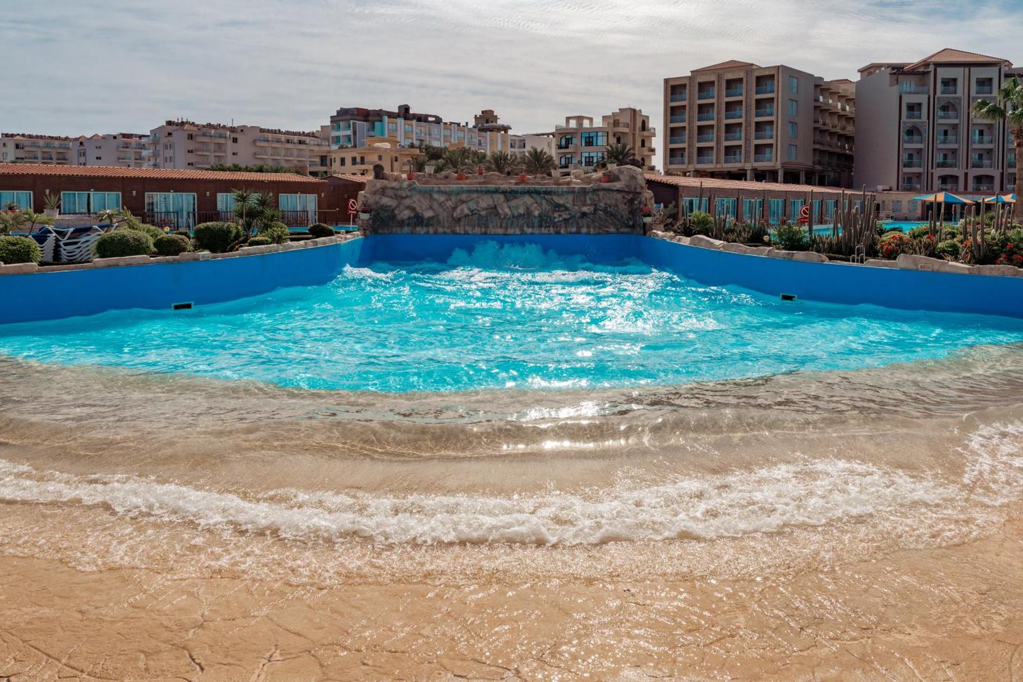Sunrise Alora Aqua Park Resort 후르가다 외부 사진