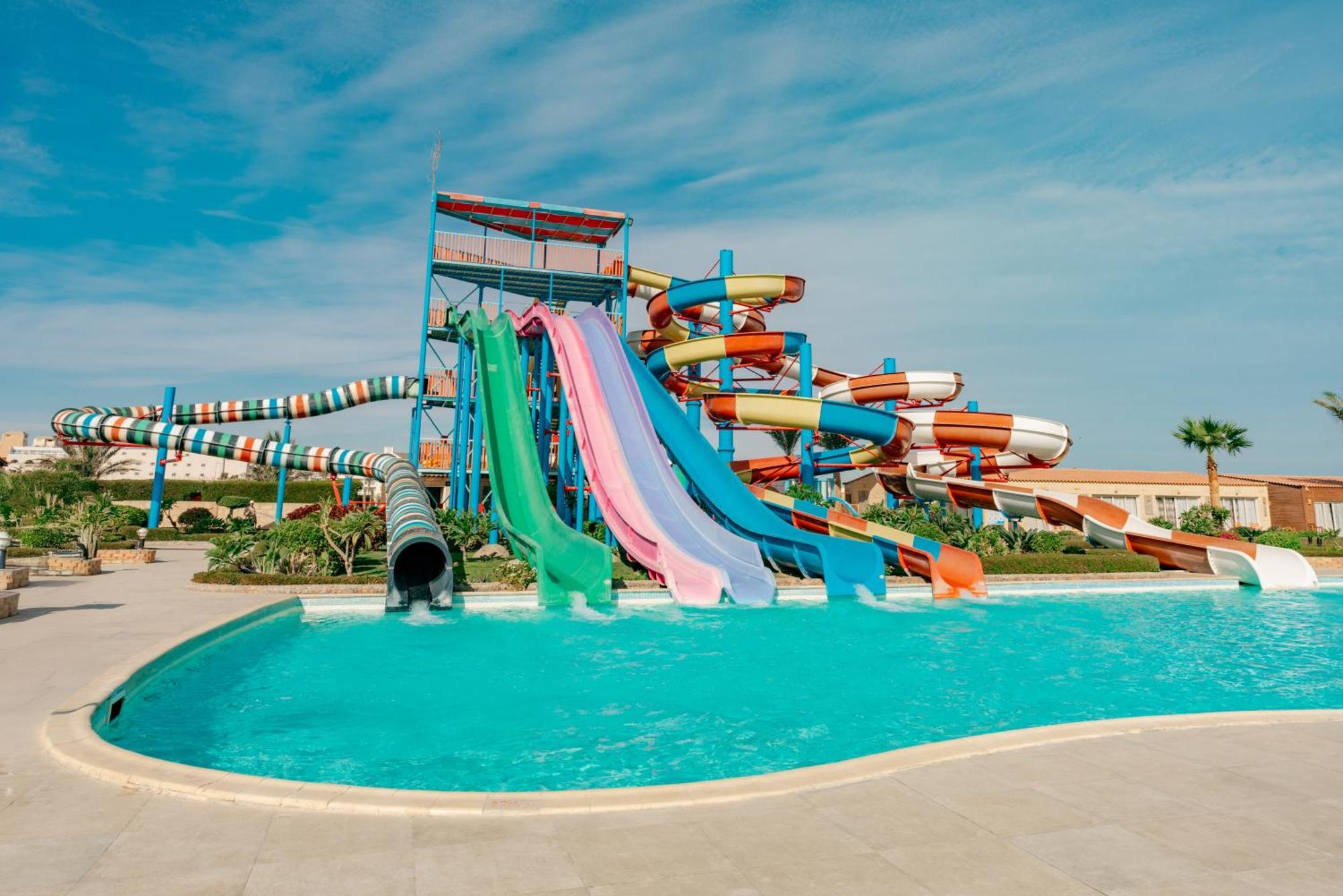 Sunrise Alora Aqua Park Resort 후르가다 외부 사진