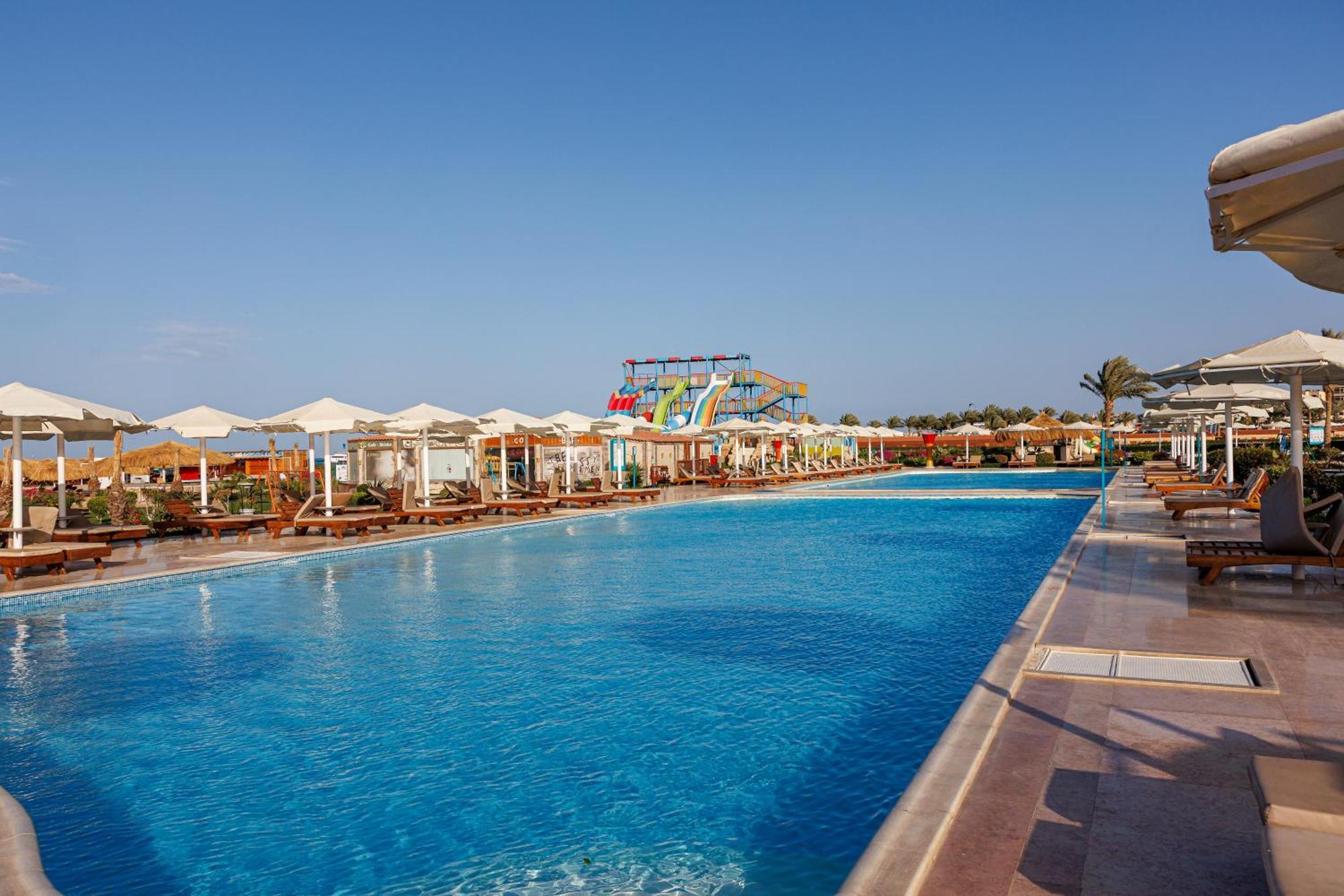 Sunrise Alora Aqua Park Resort 후르가다 외부 사진