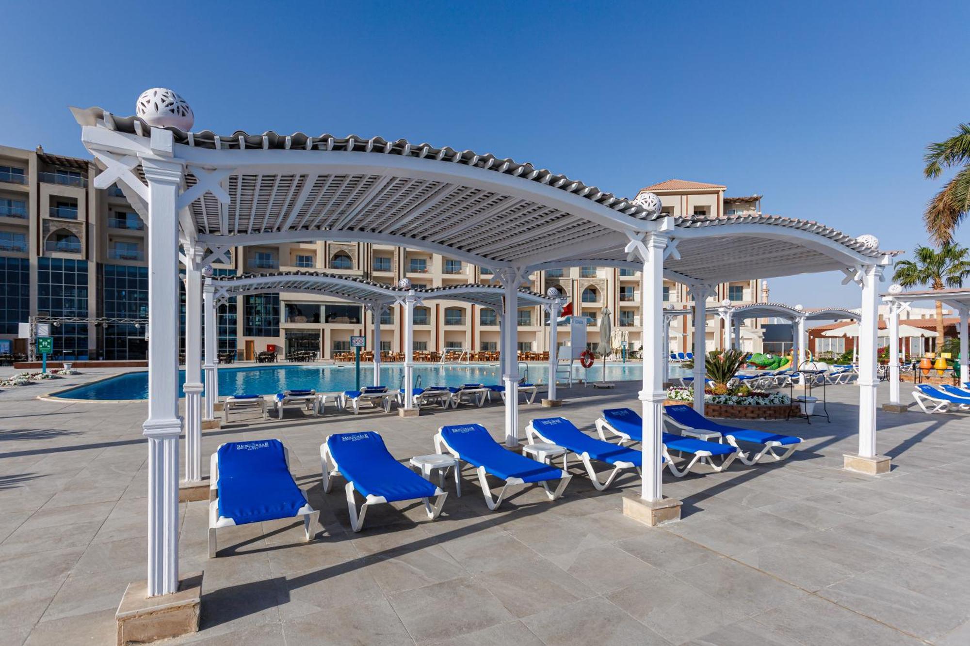 Sunrise Alora Aqua Park Resort 후르가다 외부 사진