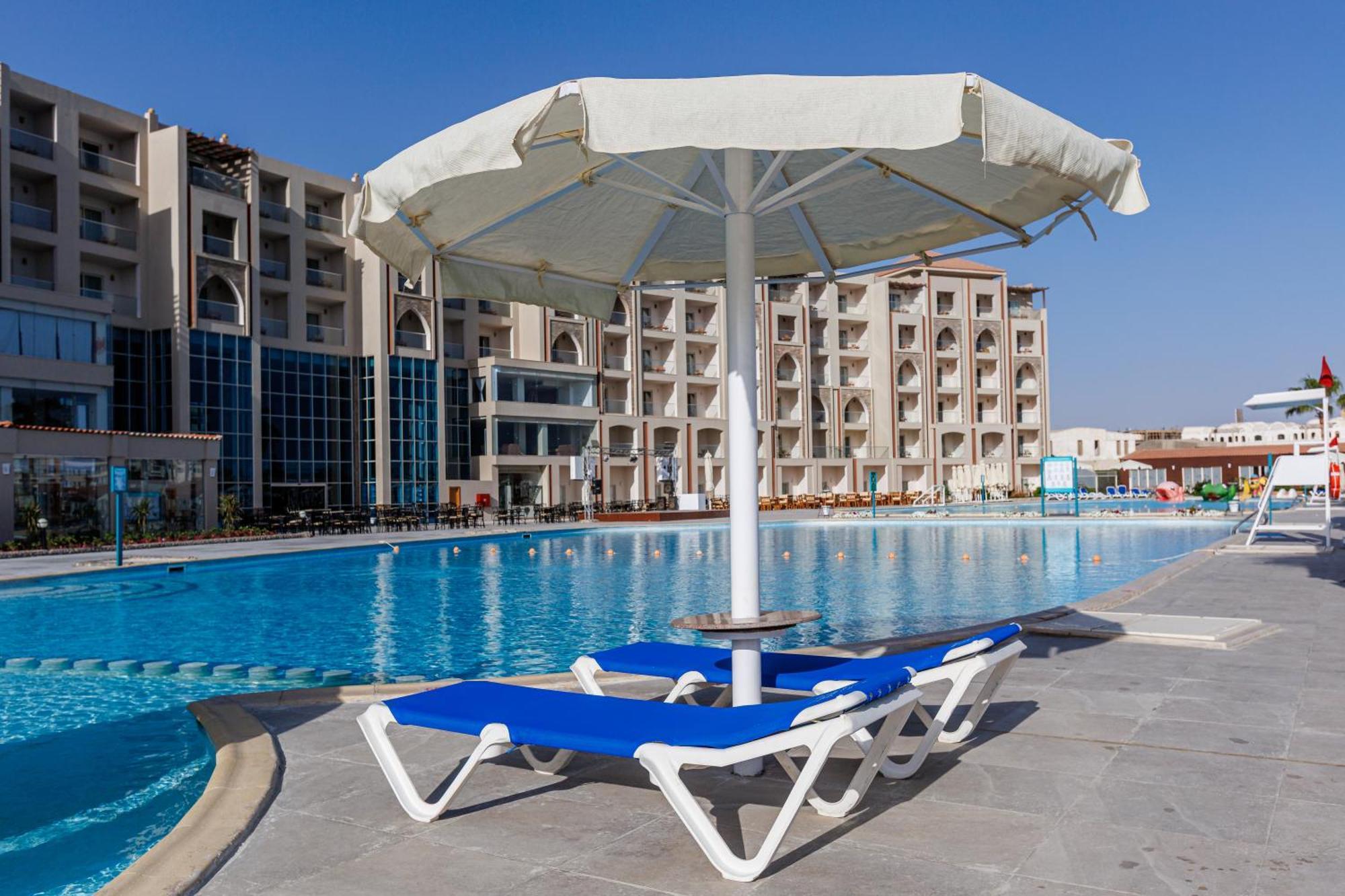 Sunrise Alora Aqua Park Resort 후르가다 외부 사진