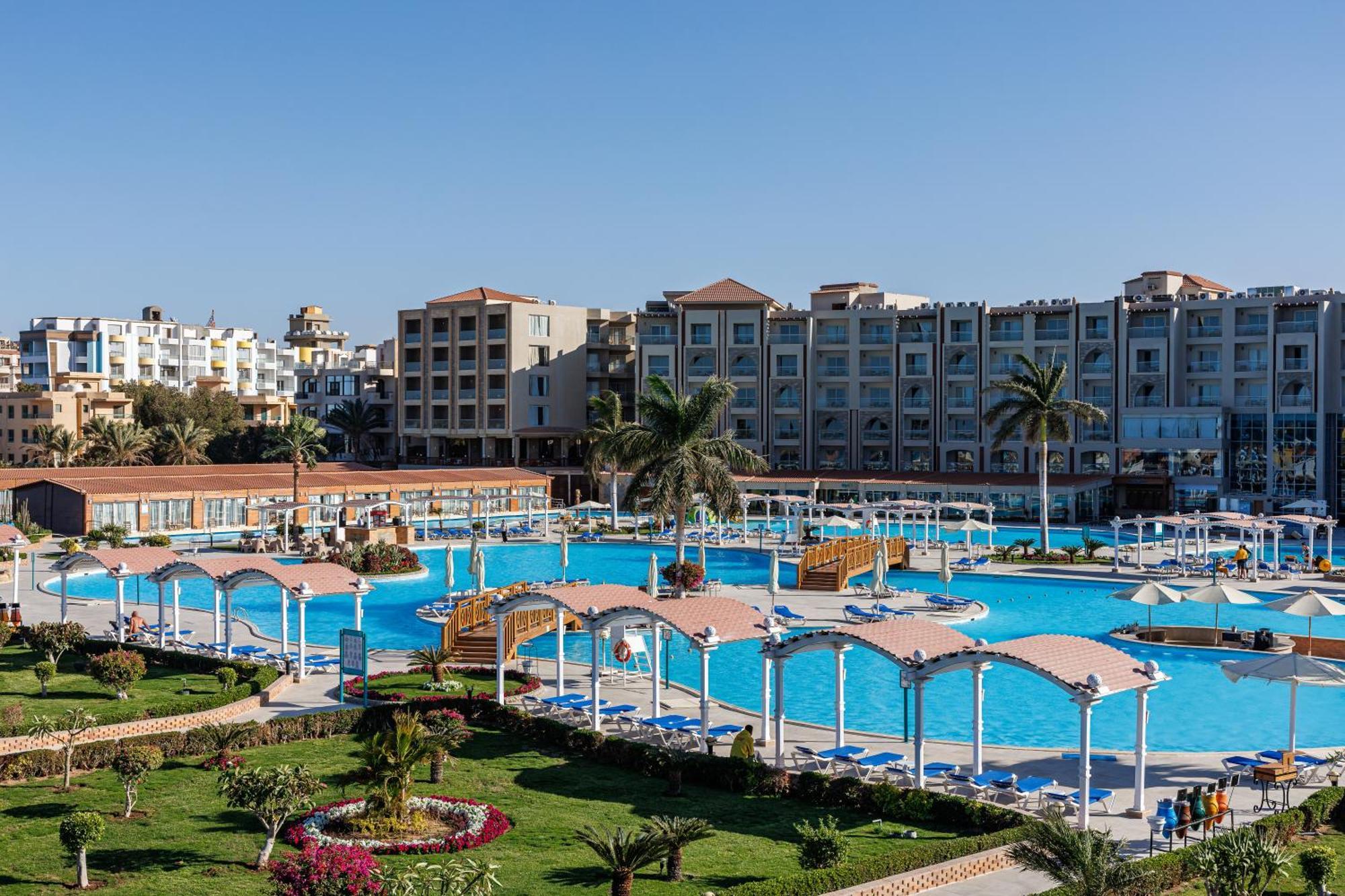 Sunrise Alora Aqua Park Resort 후르가다 외부 사진