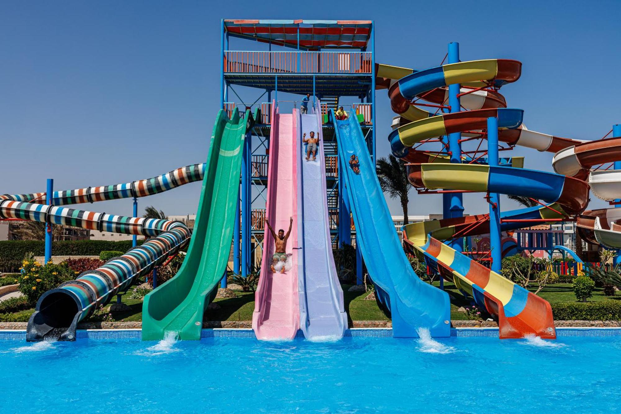 Sunrise Alora Aqua Park Resort 후르가다 외부 사진